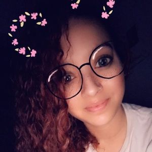 Meet your Posher, Candice